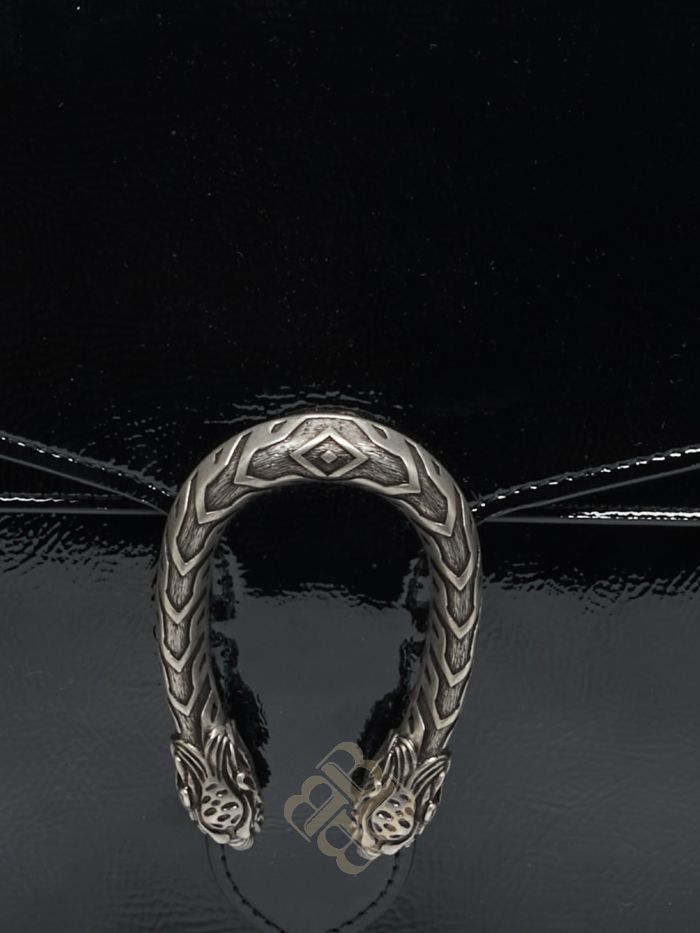Túi đeo chéo Gucci large Dionysus leather shoulder bag 1337564 2026 Túi đeo chéo Gucci large Dionysus leather shoulder bag 1337564