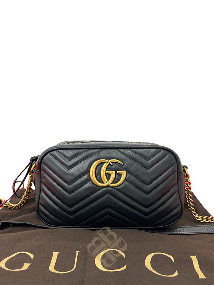 Túi đeo chéo Gucci Small GG Marmont Matelasse Calfskin crossbody bag TXEJNUW8XDV6GUR8 2026 Túi đeo chéo Gucci Small GG Marmont Matelasse Calfskin crossbody bag TXEJNUW8XDV6GUR8
