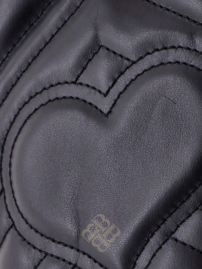 Túi xách Gucci GG Marmont Matelasse Leather Mini bucket bag PNTNSAFHP64TP94E 2026 Túi xách Gucci GG Marmont Matelasse Leather Mini bucket bag PNTNSAFHP64TP94E